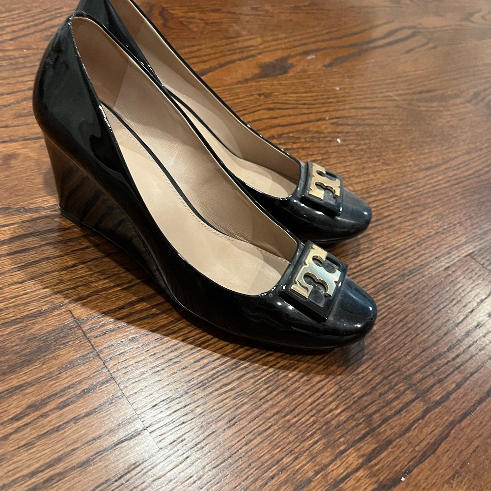 Tory Burch wedges